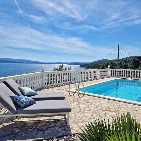 Villa Ensoleillee Solta Kroatien Stomorska Buitenkant foto