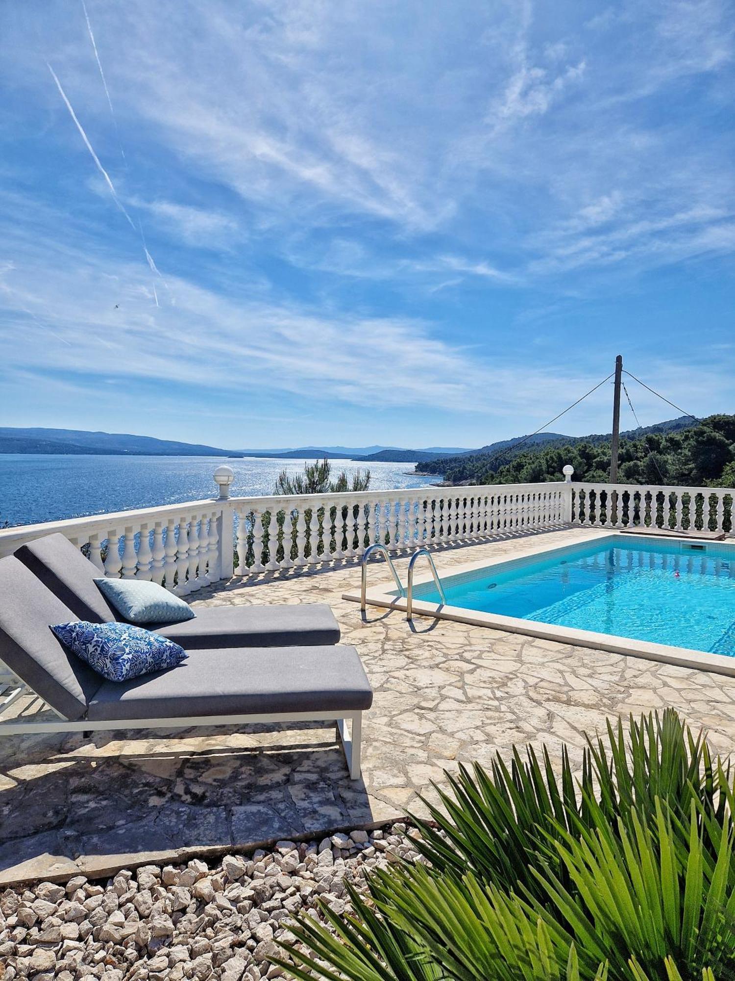 Villa Ensoleillee Solta Kroatien Stomorska Buitenkant foto